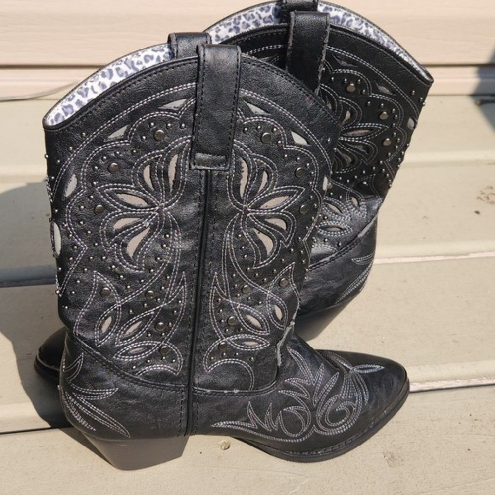 Dingo Womens Black Studded Cowboy Boots Floral Embroidered Western Size 8M - Picture 12 of 15